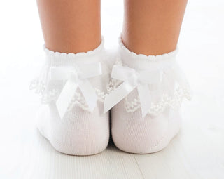 Peaked short socks with tulle and satin bow back