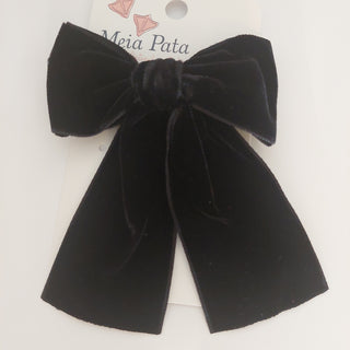 Black velvet bow hair clip